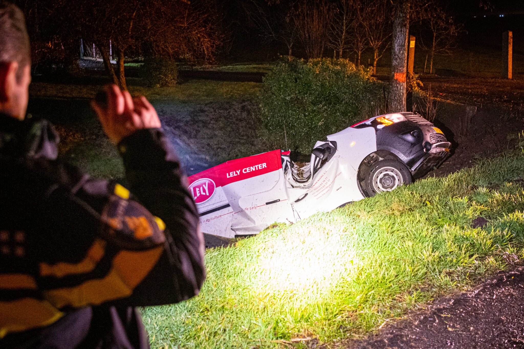 Bestuurder van bestelbus heeft engeltje op de schouder bij ongeval