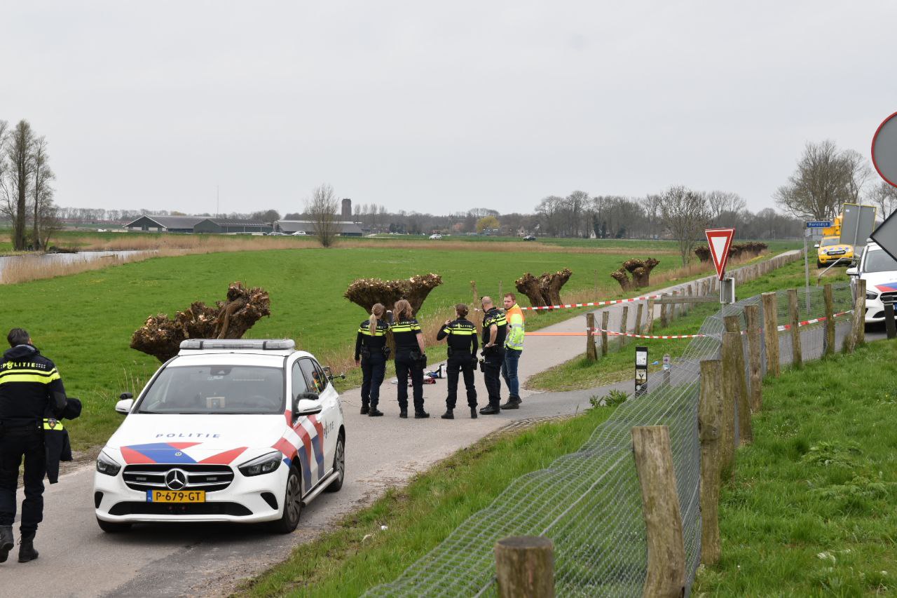 Wielrenner ernstig gewond na val