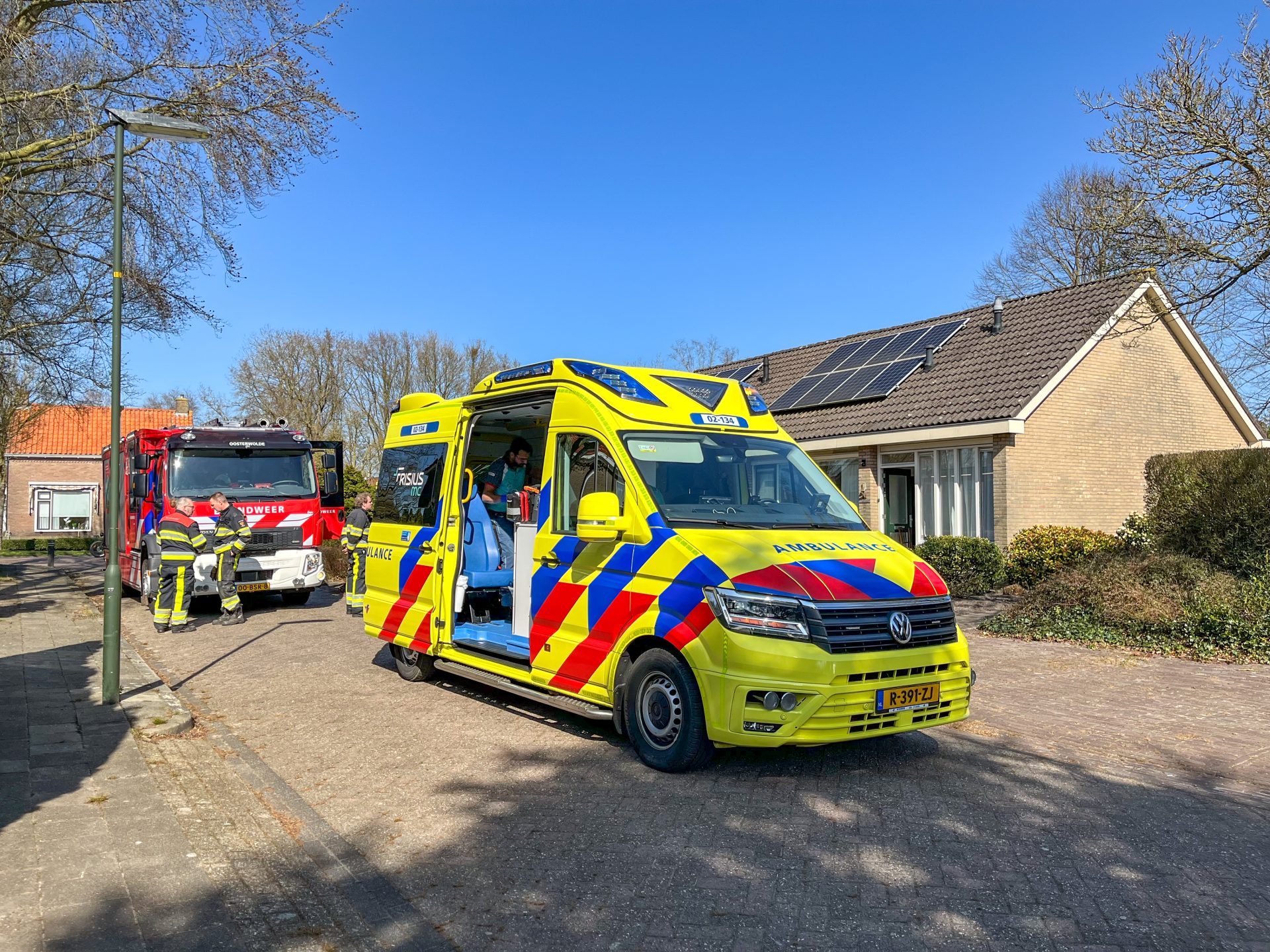 Man raakt gewond bij woningbrand Donkerbroek