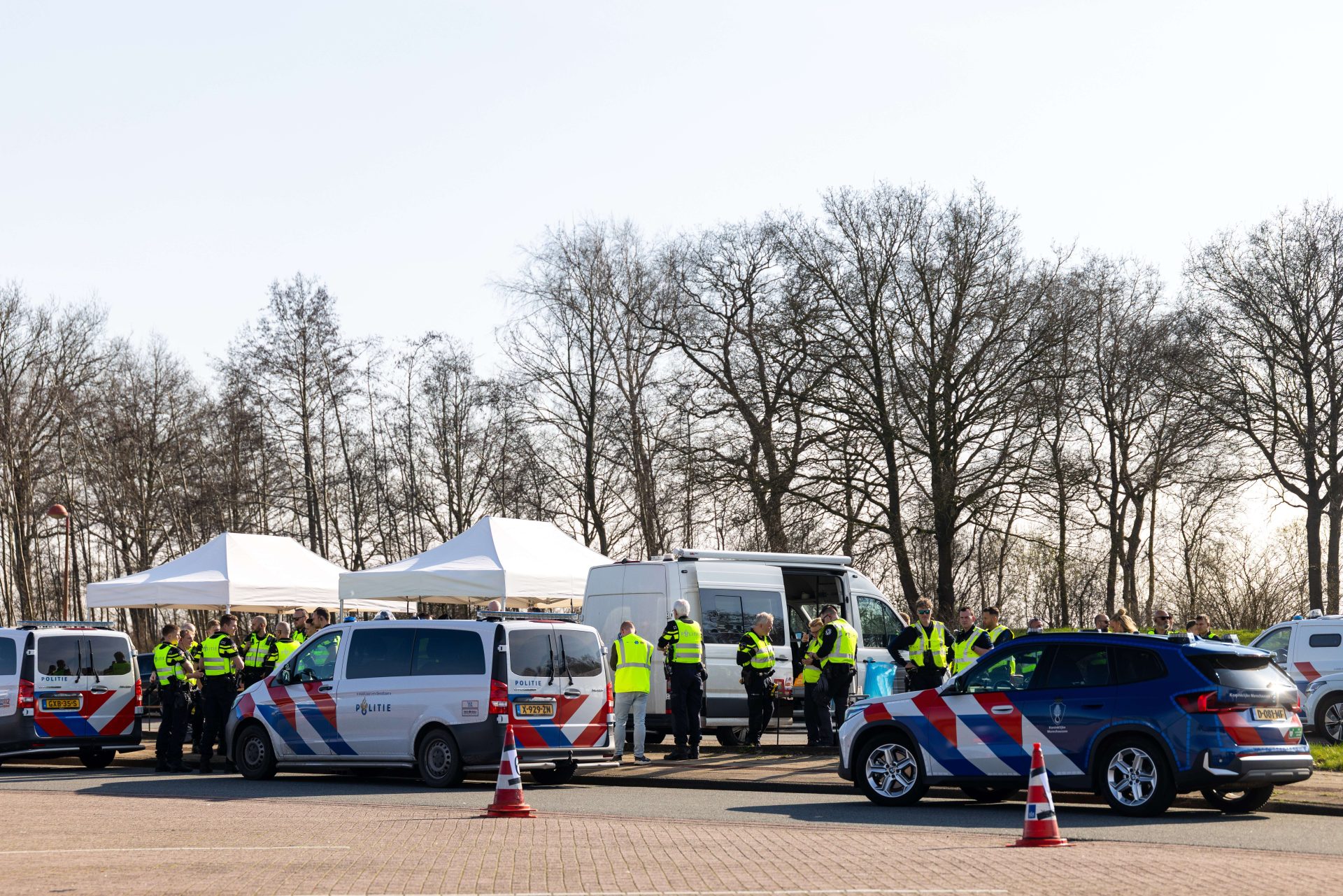 Meer dan 130 boetes tijdens grote verkeerscontrole langs A32