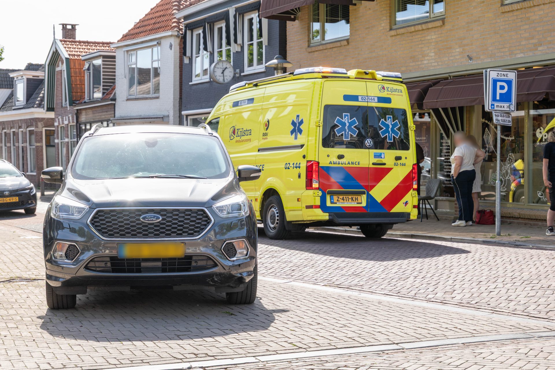 Scooterrijder in botsing met auto in Noordwolde